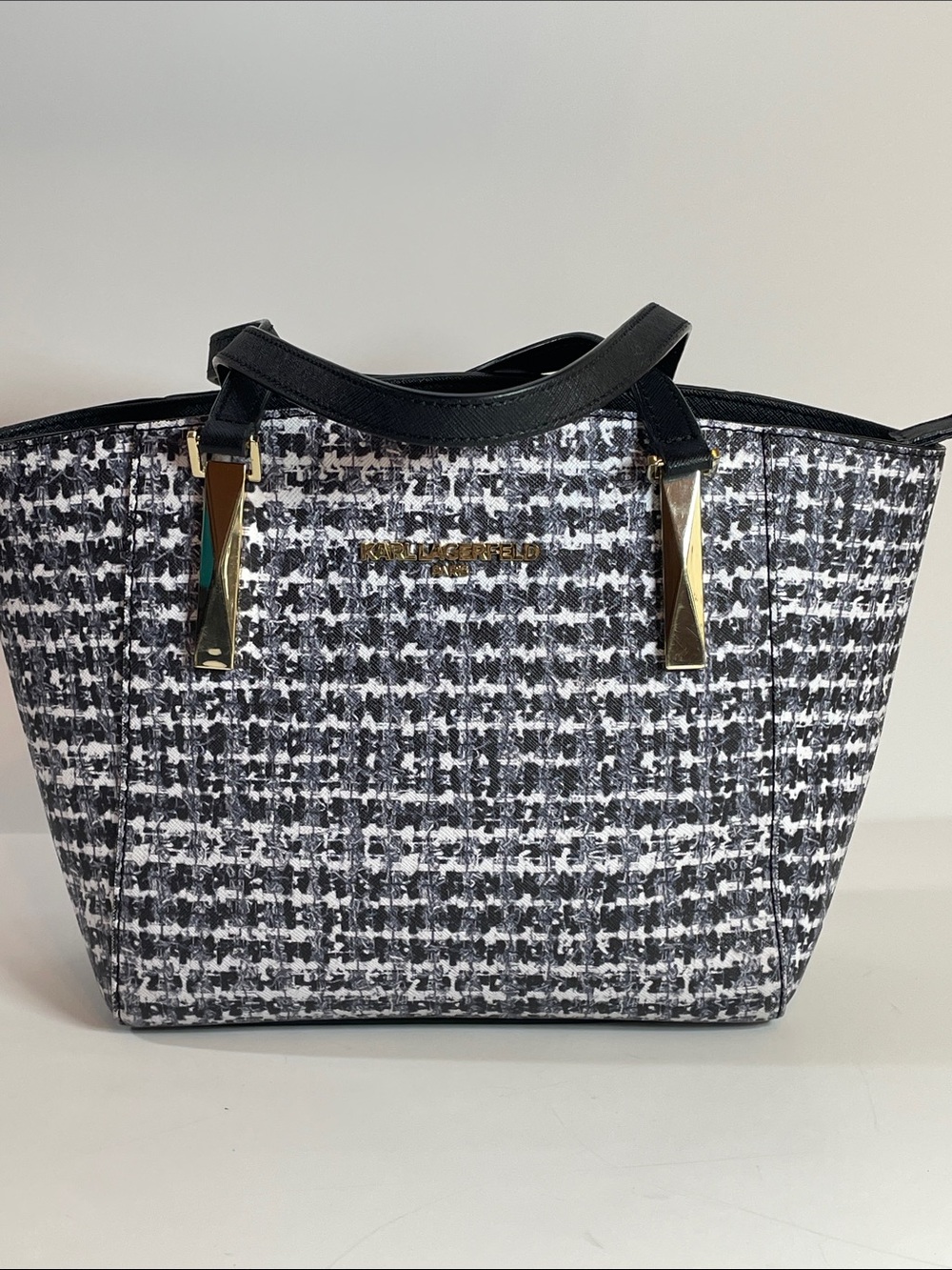 Karl Lagerfeld Paris Shoulder Bag